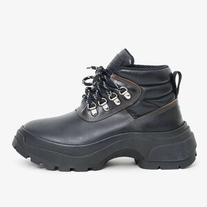 Maison Margiela Black Lug Sole Leather Hiking Boots Size 37